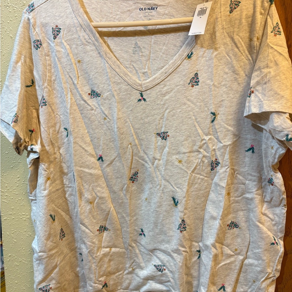 Old Navy V-Neck Tee with Christmas Tree Print